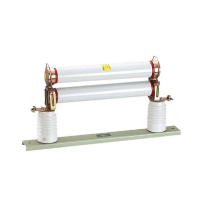 RN1-3、6、10/75-200戶內(nèi)高壓限流熔斷器